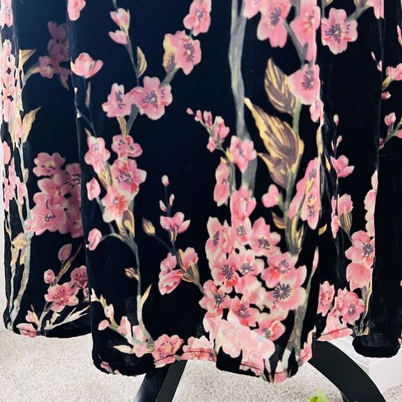 Gorgeous Simplee Black & Pink Floral Long Flowy Maxi Dress - Size Small - Picture 5 of 10